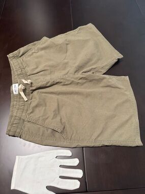 Men's Athletic Olive Green Elastic-Waist Performance Shorts